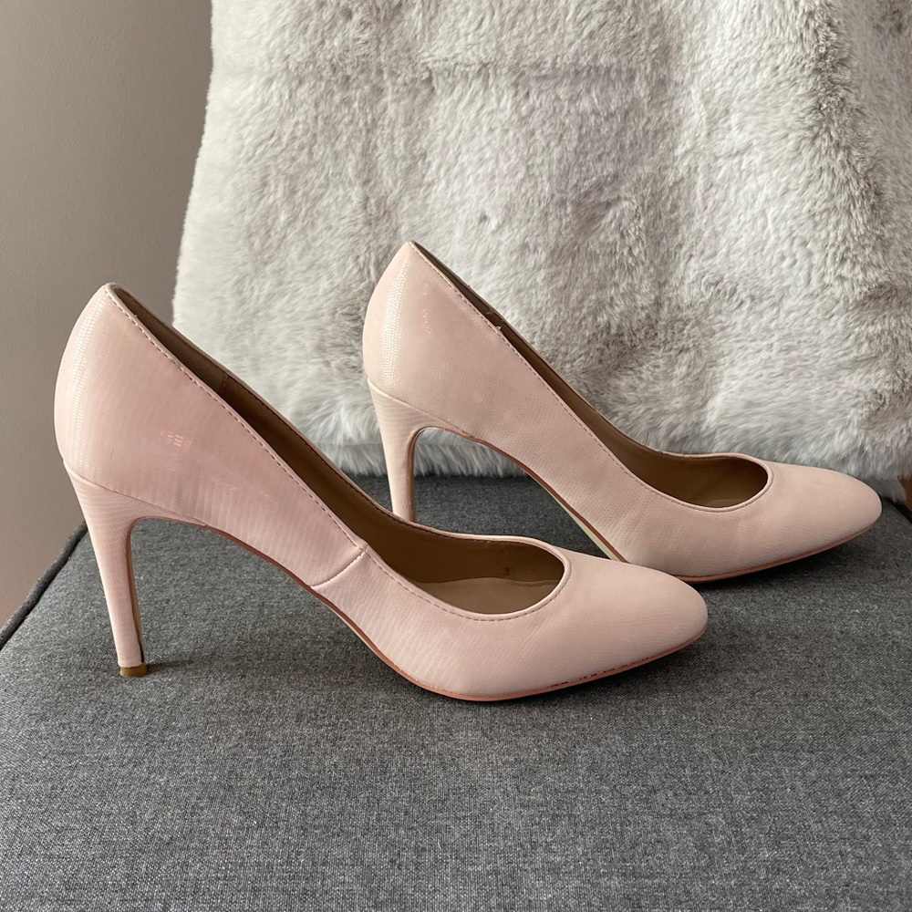 Ann Taylor Pumps